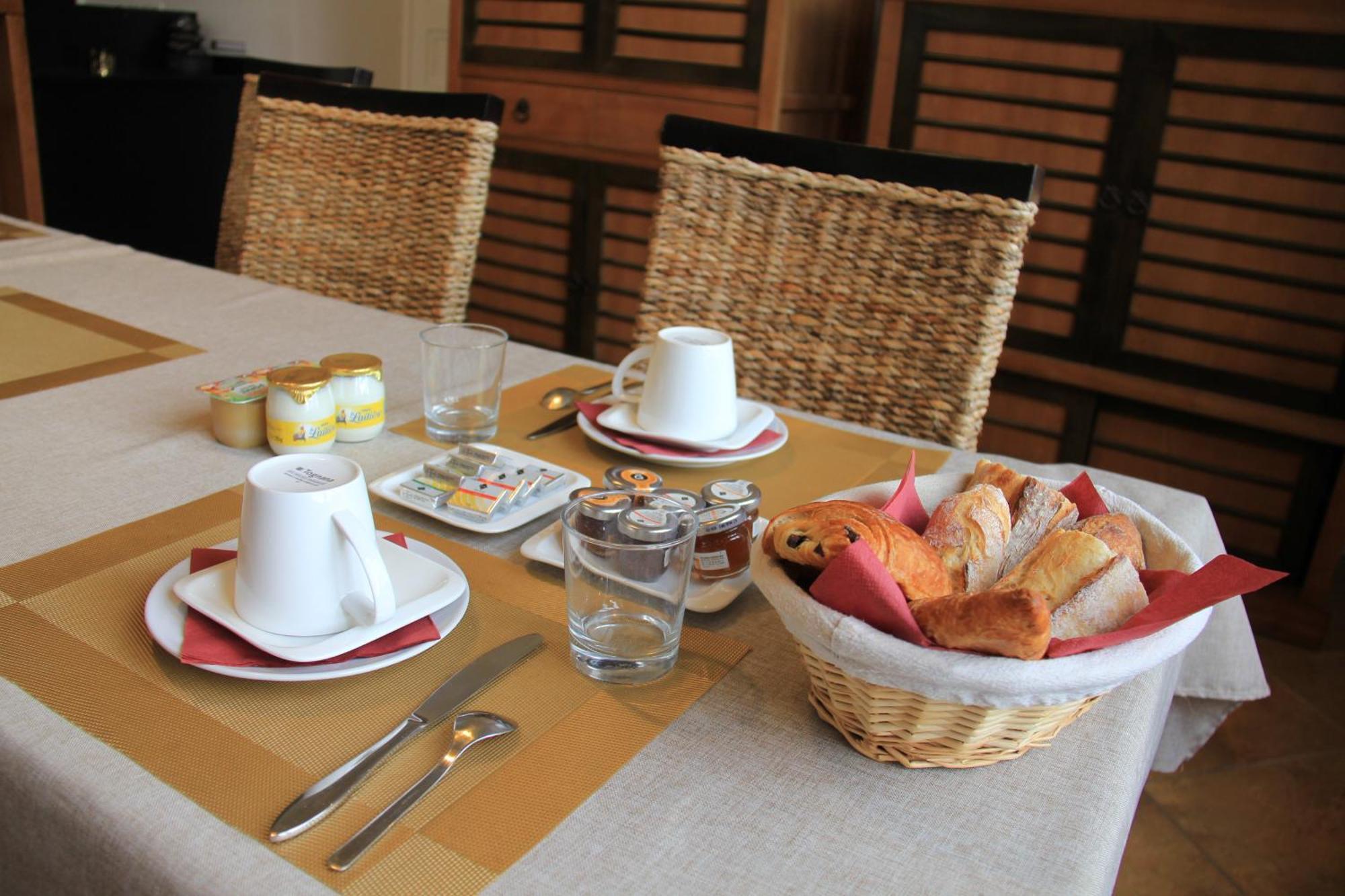 Bed and Breakfast Domaine De La Tisnere Gelos Zewnętrze zdjęcie